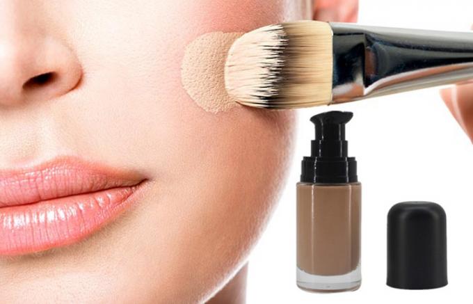Langlebige Schönheits-Make-upzusatz-leichte flüssige Grundierung für Eigenmarke